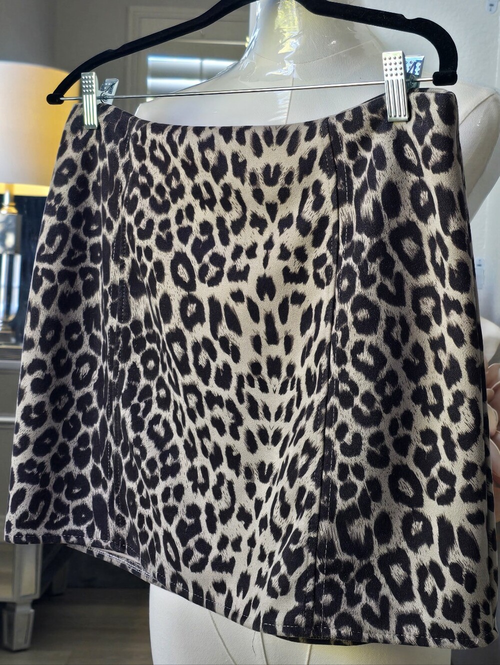 She & Sky Animal Print Mini Skirt